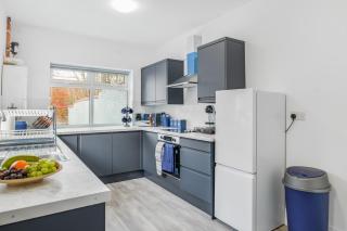 Contractor Luxury House - Sleep 6 - Ultra Fast WIFI - Free Parking - Long Term Stays - Birkenhead - 8