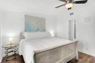 Dockside Retreat (3/2) - 7