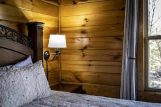 3 BD w Pool! Hot Tub! Sauna! 5 mins from parkway! - Sevierville - 8