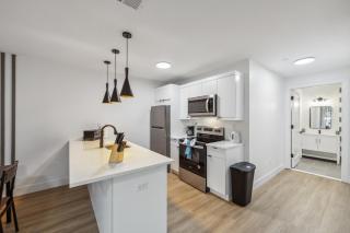 Beautiful New Apartment I 1 Bedroom 1 Bathroom - 3