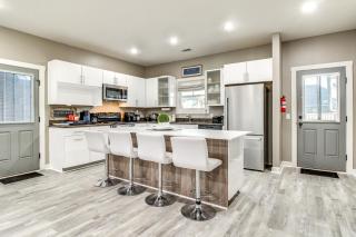 Private Pool and Game Room Home Near Savannah - - 5