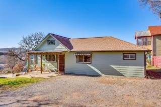 half Mi to Lake Lawtonka Mtn-View Haven! - 9