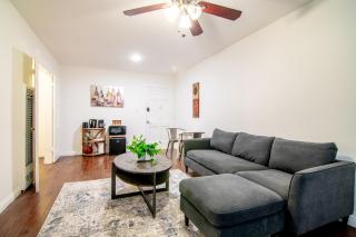 Charming 1-Bedroom Near Beverly Hills & Pico Dining - Los Angeles - 4