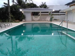 Casa com Amplo Jardim - Caraguatatuba - 2