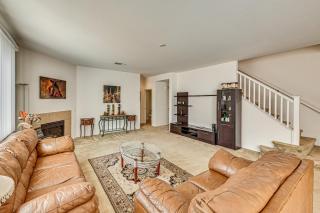 Large Menifee Home 1 Block to Neighborhood Park! - Menifee - 0