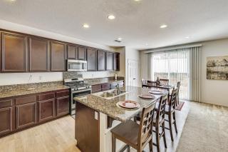 Large Menifee Home 1 Block to Neighborhood Park! - Menifee - 3