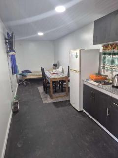 Guazuvira viejo casa contenedor es para tres personas máximo cuatro Ideal para descansar y desenchufarse - 4