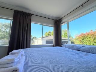 Cozy Taranaki Homestay - 6