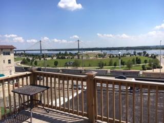 Riverview Loft! Downtown Alton - Alton - 0