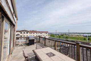 Riverview Loft! Downtown Alton - Alton - 6