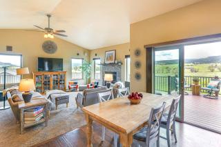 Spearfish Retreat with Fireplace and Mountain Views! - Spearfish - 5