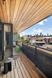 Bright 2-Bed Apartment in Fitzroys Heart - 7