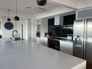 Lipscombe Escape panoramic views luxury and space - Hobart - 4