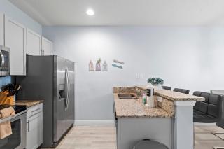 3212 WL 8 guests corner 192 near from Disney - 5