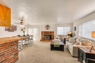 11 Mi to Burney Falls Charming Home with Fireplace - Burney - 7