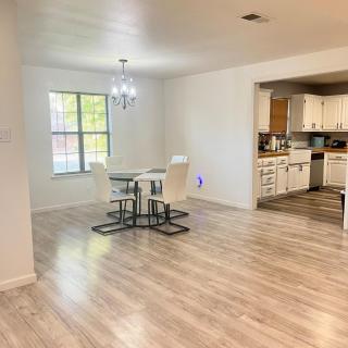 Newly renovated 5 bedroom in Southwest - San Angelo - 3