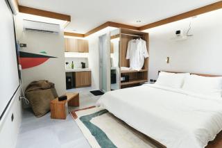 The Kin House - Stay in Art Poblacion - Manila - 6