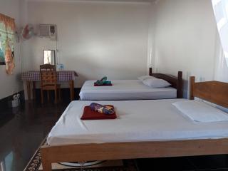 Nine Clouds Homestyle Accommodation - General Luna - 9