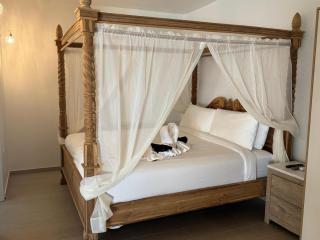 Beach Walk Residences - Palm-Eagle Beach - 1