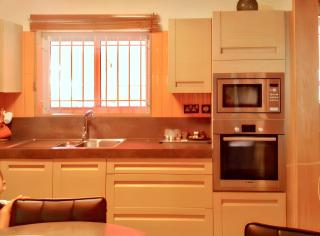 Spacious House in Flic en Flac with Shared Pool - Flic en Flac - 1