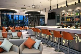 Spark by Hilton Luton - Luton - 0