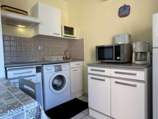 Appartement climatisé 2 pièces, piscine, animaux acceptés, parking, proche mer - FR-1-225C-152 - Cerbère - 6