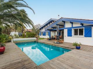 Maison lumineuse avec piscine privée et jardin à Anglet - FR-1-3-622 - Anglet - 0
