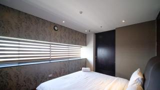 Spacious and Restful 2BR at Sumatra36 Apartment By Travelio - 7