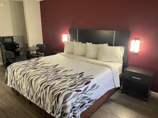 Red Roof Inn Rockingham - 8