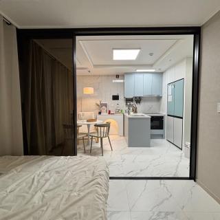 Sheer House - Seul - 6