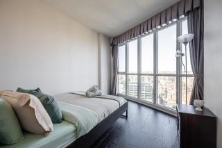 Modern Apartment Downtown Toronto - 8