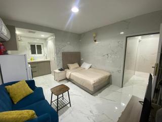استديو بالنرجس - small studio - Riade - 0