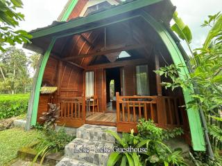 Ubud Leke-Leke Guesthouse - Rumah Kayu - Gianyar - 0