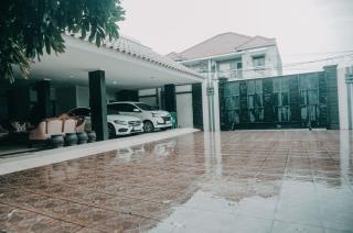 Ratu Homestay - Tanjungkarang - 7