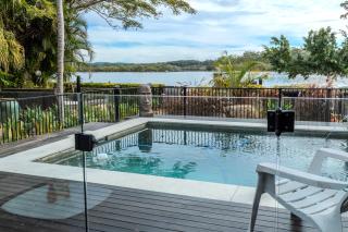 Pearl Cottage - Stunning River Front Cottage with Pool - Dunbogan - 0