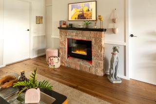 Pearl Cottage - Stunning River Front Cottage with Pool - Dunbogan - 4