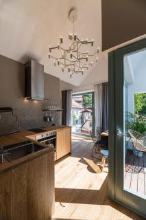Uptown Monkey 7 min walk to Republicii street - Braşov - 0
