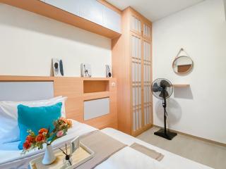 Comfort 2BR at Meikarta Apartment Cikarang By Travelio - 4