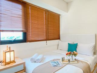 Comfort 2BR at Meikarta Apartment Cikarang By Travelio - 8