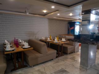 Hotel Pravasa Stay - Vadodara - 2