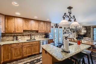Sunwood Condos A1 condo - 5