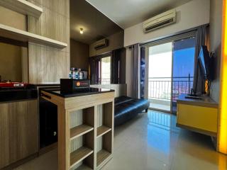 Modern and Tidy 2BR at Tanglin Supermall Mansion Apartment By Travelio - 3