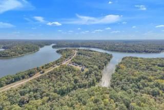 Whiskey River Lake Retreat - Taylorsville - 6