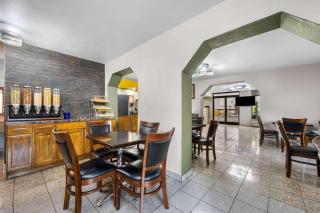 Days Inn by Wyndham Raleigh Midtown - Raleigh - 3