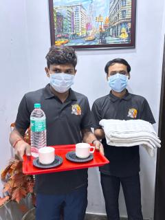Hotel Jerry inn -Near Nizamuddun Railway Station - New Delhi - 5