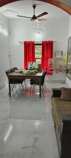 3 bedroom country home with a lush full backyard - 2