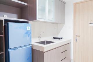 Comfort Living 1BR without Living Room at Bintaro Embarcadero Apartment By Travelio - 5