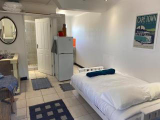 S8 Stoked Apartment - Muizenberg - 1