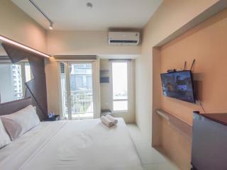 Simple and Restful Studio at Tanglin Supermall Mansion Apartment By Travelio - 4