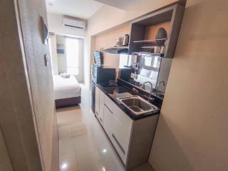 Simple and Restful Studio at Tanglin Supermall Mansion Apartment By Travelio - 2